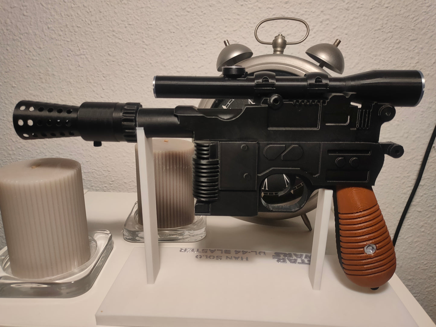 RÉPLICA BLASTER DL-44 HAN SOLO STAR WARS
