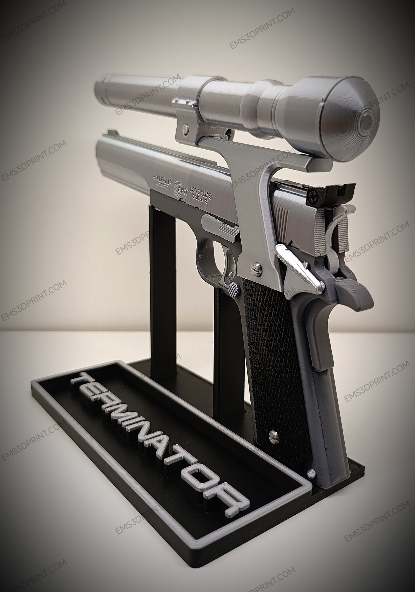 REPLICA DECORATIVA DE EXHIBICIÓN PISTOLA AMT Hardballer .45 Longslide de Terminator 1984
