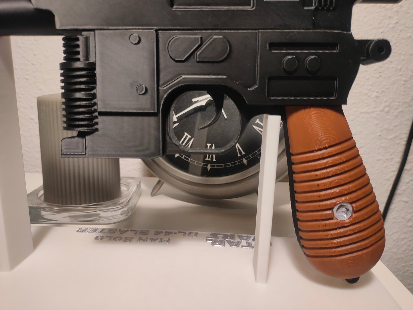 RÉPLICA BLASTER DL-44 HAN SOLO STAR WARS