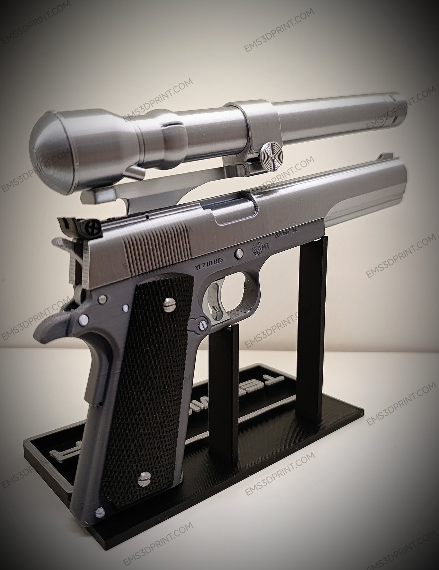 REPLICA DECORATIVA DE EXHIBICIÓN PISTOLA AMT Hardballer .45 Longslide de Terminator 1984